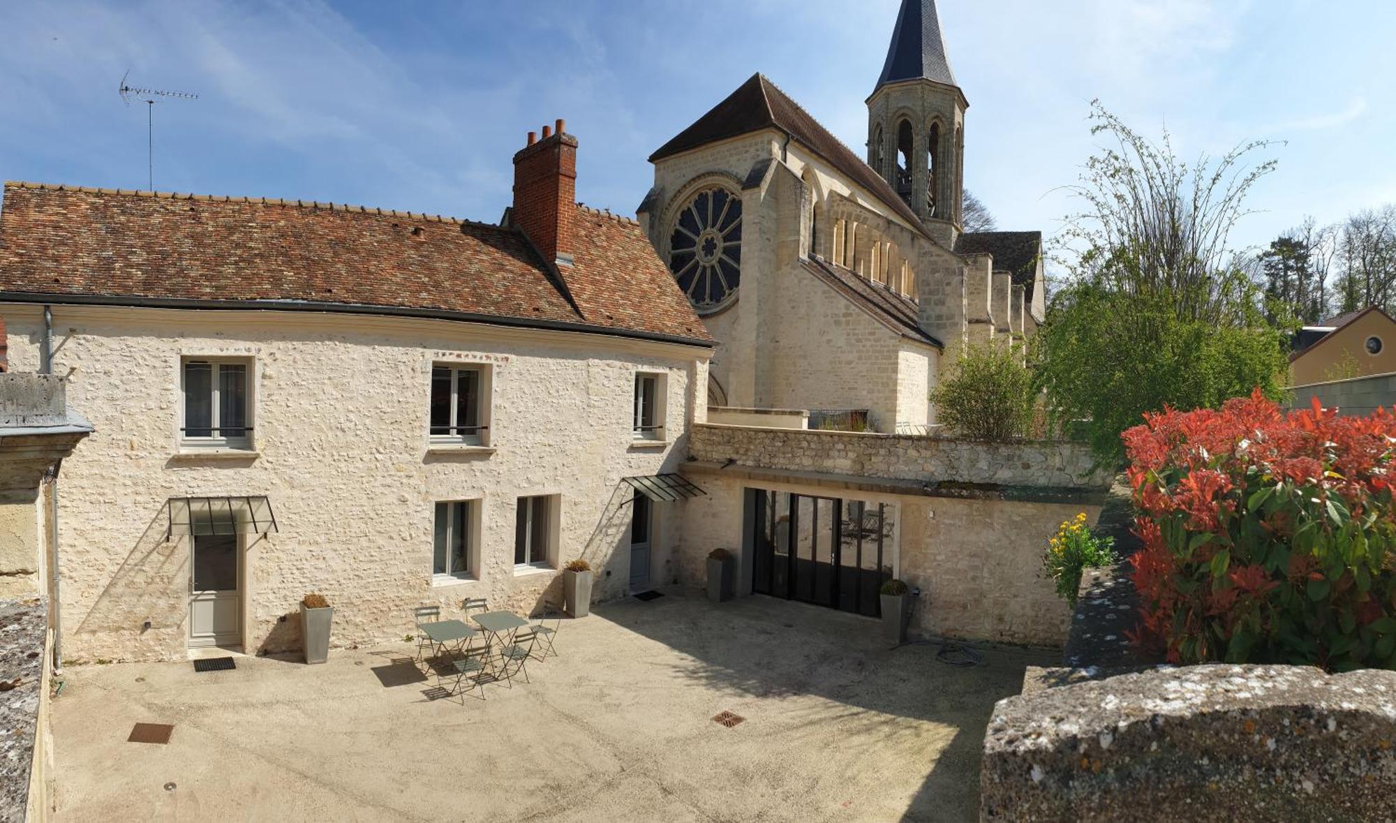 Le Presbytere De Thiverval Eksteriør billede